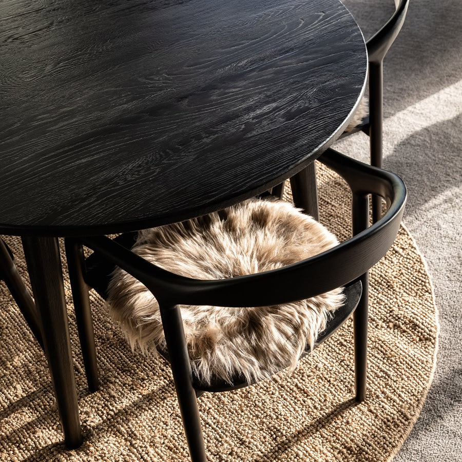 Maraetai Round Dining table in black