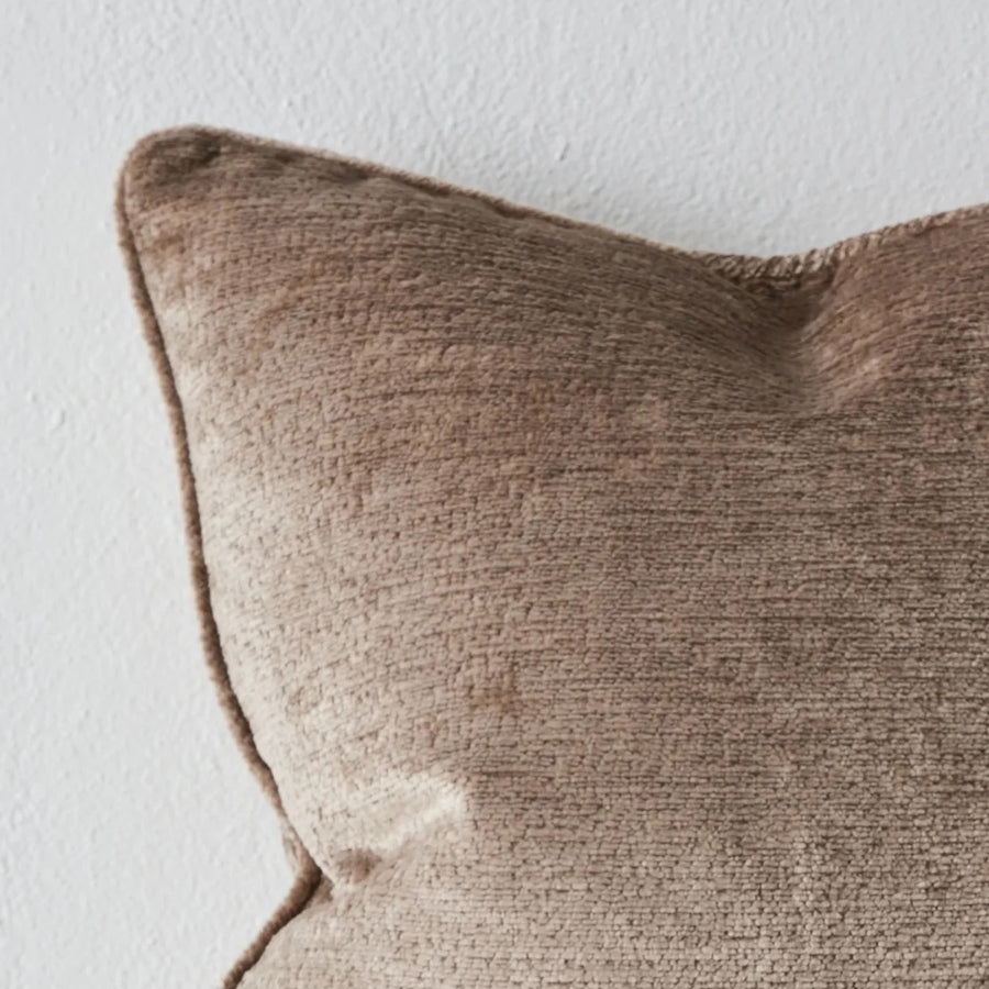 Tempo cushion mink