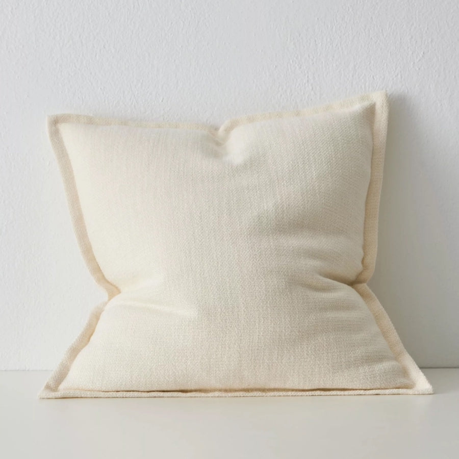 Figilo cushion pearl