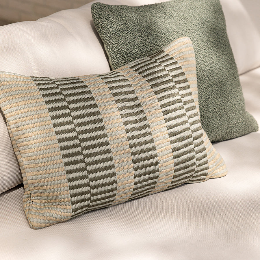 Sol outdoor cushion | Moss
