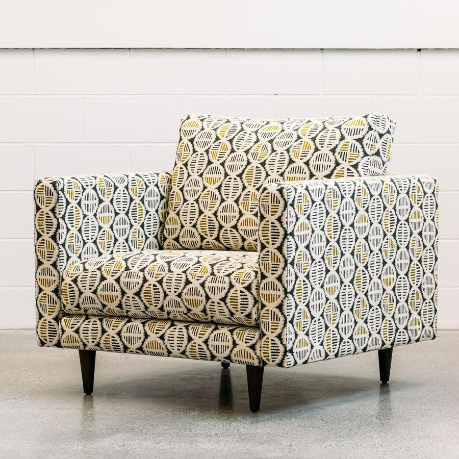Monterey armchair in masi palm 